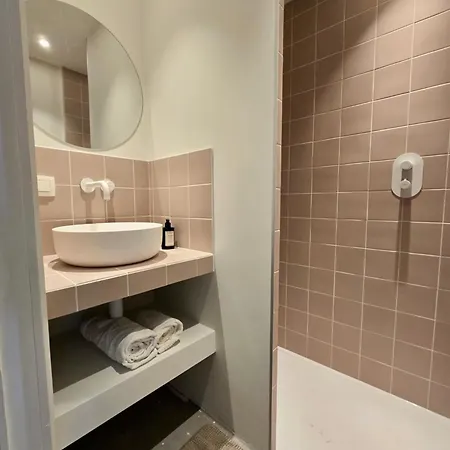 アパート Seaview Heist: 3-bedroom Flat By The