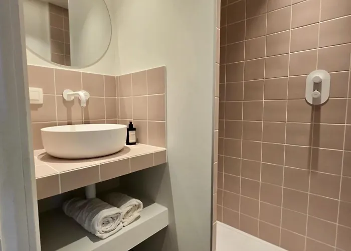 アパート Seaview Heist: 3-bedroom Flat By The